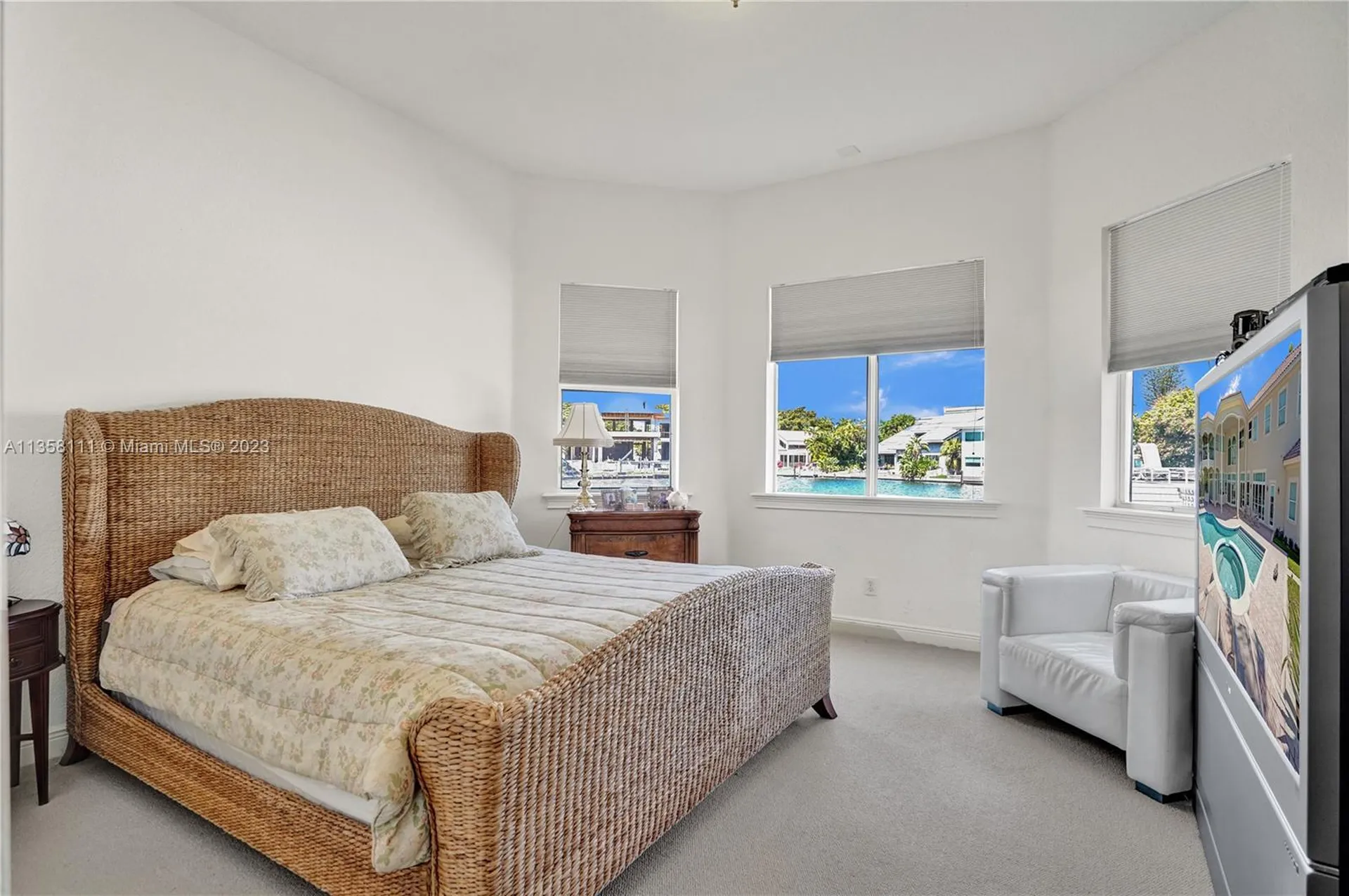 1130 Harbor Court Hollywood FL 33019