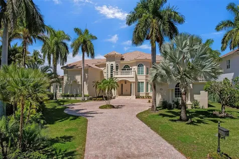 1130 Harbor Court Hollywood FL 33019
