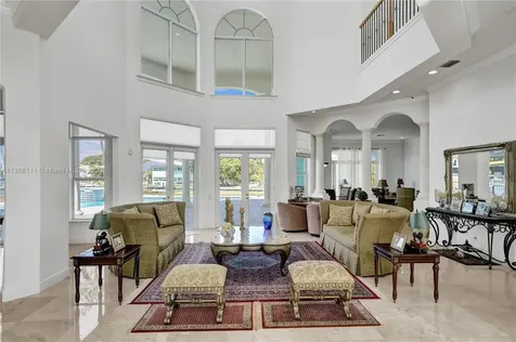 1130 Harbor Court Hollywood FL 33019