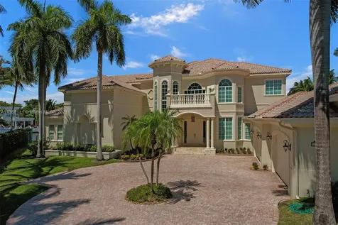 1130 Harbor Court Hollywood FL 33019