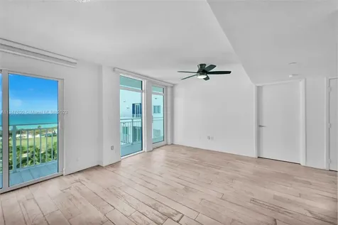 7600 Collins Avenue Miami Beach FL 33141