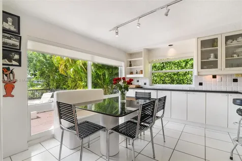 19390 NE 22nd Road North Miami Beach FL 33179