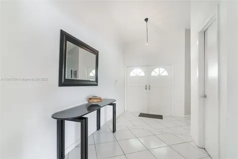19390 NE 22nd Road North Miami Beach FL 33179