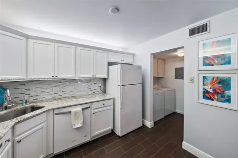 301 Pine Ridge Circle Green Acres FL 33463