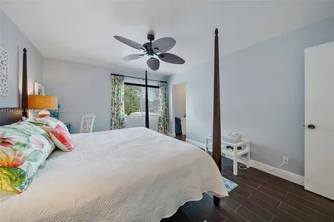 301 Pine Ridge Circle Green Acres FL 33463
