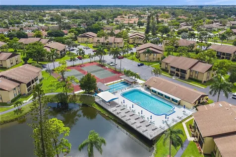 301 Pine Ridge Circle Green Acres FL 33463