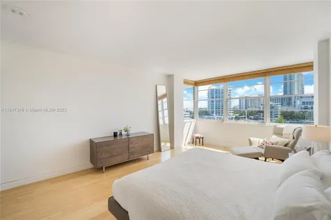 20 Island Avenue Miami Beach FL 33139