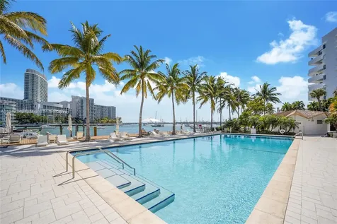 20 Island Avenue Miami Beach FL 33139