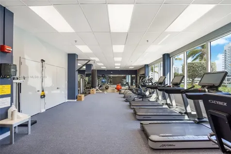 20 Island Avenue Miami Beach FL 33139