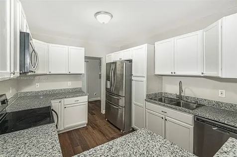 1801 N 59th Avenue Hollywood FL 33021