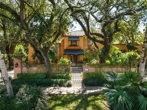 1006 S Greenway Drive Coral Gables FL 33134