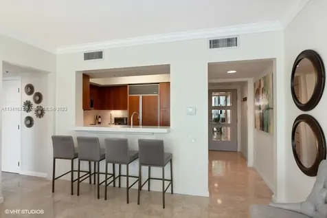 Miami Beach FL 33139