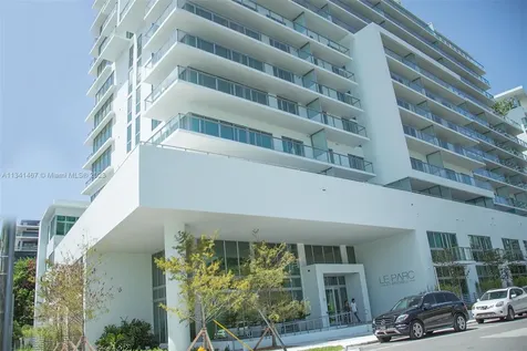 1600 SW 1st Avenue Miami FL 33129