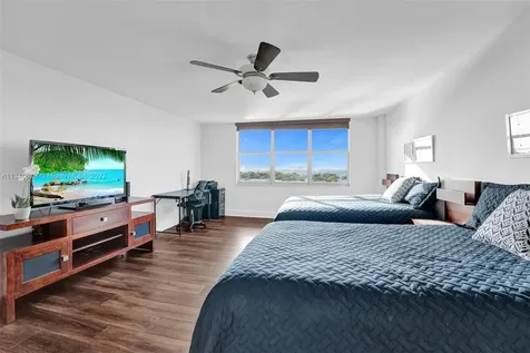 10000 W Bay Harbor Drive Bay Harbor Islands FL 33154