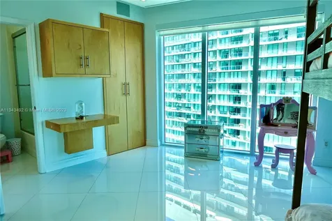 60 SW 13th Street Miami FL 33130