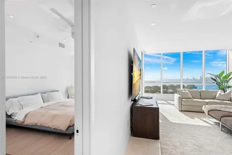 100 S Pointe Drive Miami Beach FL 33139