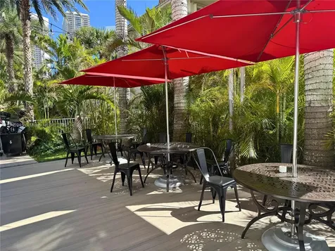 2602 E Hallandale Beach Boulevard Hallandale Beach FL 33009