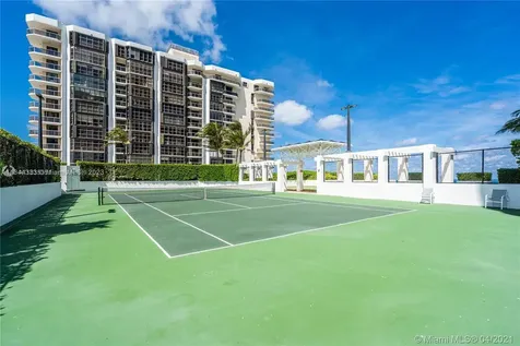 6365 Collins Avenue Miami Beach FL 33141