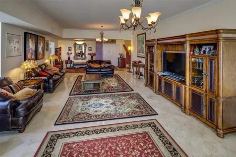 3330 NE 190th Street Aventura FL 33180