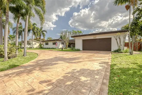 5000 Taylor Street Hollywood FL 33021