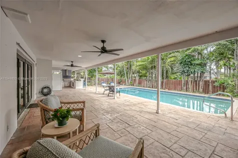 5000 Taylor Street Hollywood FL 33021