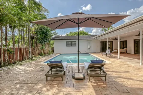 5000 Taylor Street Hollywood FL 33021