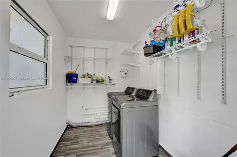 3681 SW 21st Street Miami FL 33145