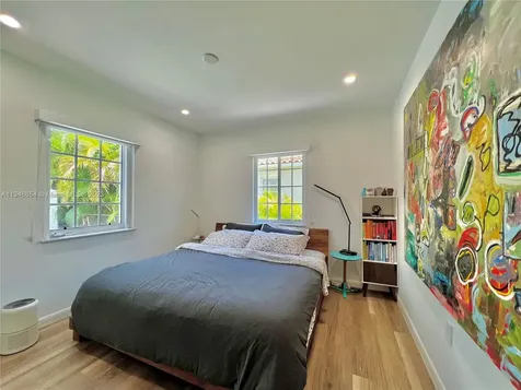 3681 SW 21st Street Miami FL 33145