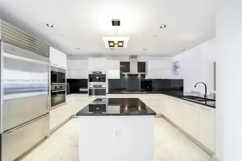 17121 Collins Avenue Sunny Isles Beach FL 33160