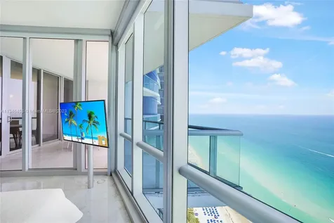 17121 Collins Avenue Sunny Isles Beach FL 33160