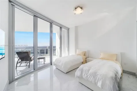 17121 Collins Avenue Sunny Isles Beach FL 33160
