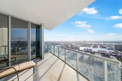 17121 Collins Avenue Sunny Isles Beach FL 33160