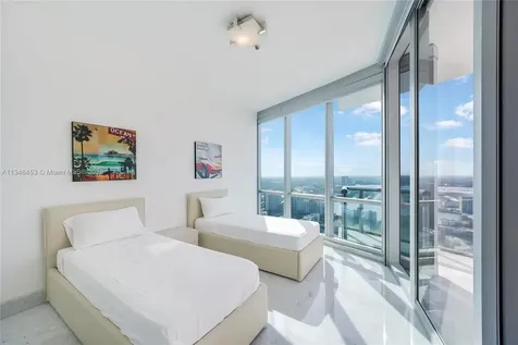 17121 Collins Avenue Sunny Isles Beach FL 33160