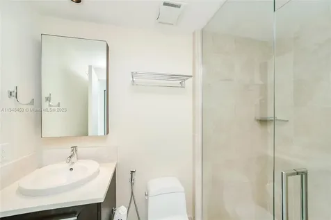 17121 Collins Avenue Sunny Isles Beach FL 33160