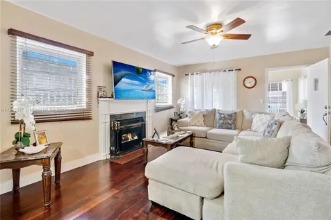 256 NW 50th Street Miami FL 33127