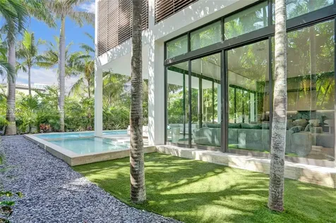 Golden Beach FL 33160
