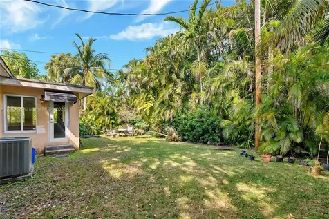 1225 Medina Avenue Coral Gables FL 33134