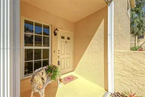 2121 S Ocean Boulevard Lauderdale By The Sea FL 33062