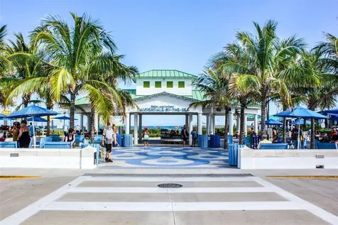 2121 S Ocean Boulevard Lauderdale By The Sea FL 33062