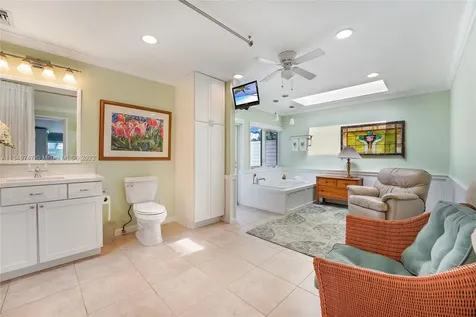 2600 NE 6th Court Fort Lauderdale FL 33304
