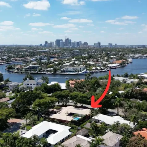 2600 NE 6th Court Fort Lauderdale FL 33304