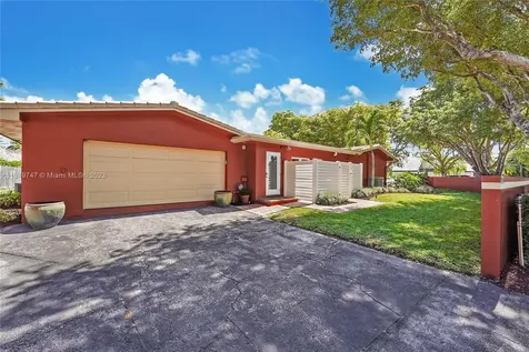 2600 NE 6th Court Fort Lauderdale FL 33304