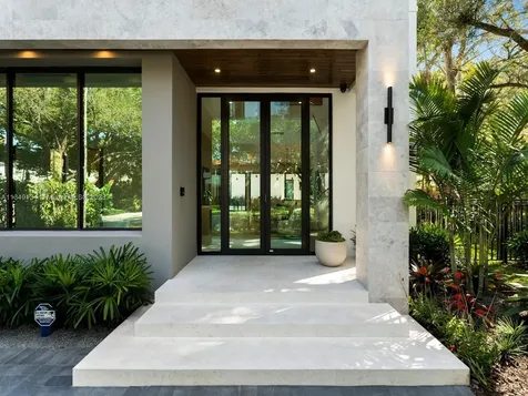 310 NE 88th Street El Portal FL 33138