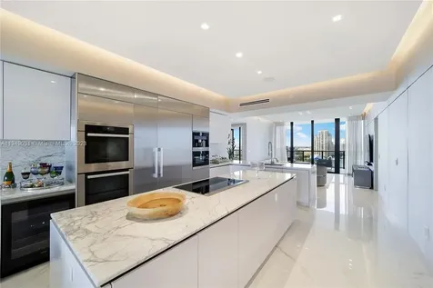 5000 Island Estates Drive Aventura FL 33160