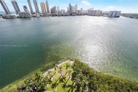 5000 Island Estates Drive Aventura FL 33160
