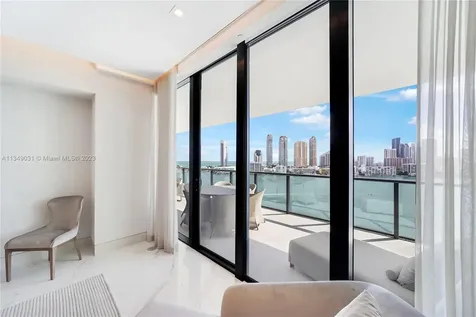 5000 Island Estates Drive Aventura FL 33160