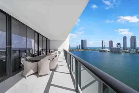 5000 Island Estates Drive Aventura FL 33160