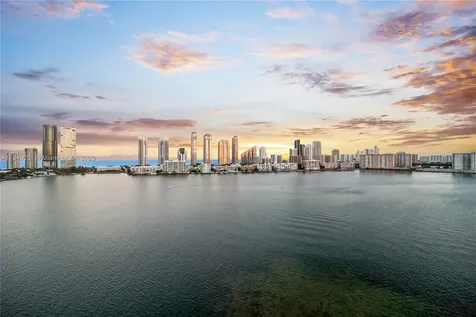 5000 Island Estates Drive Aventura FL 33160