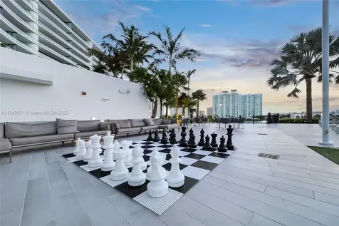 5000 Island Estates Drive Aventura FL 33160