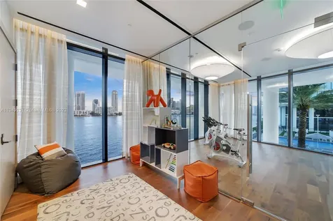 5000 Island Estates Drive Aventura FL 33160